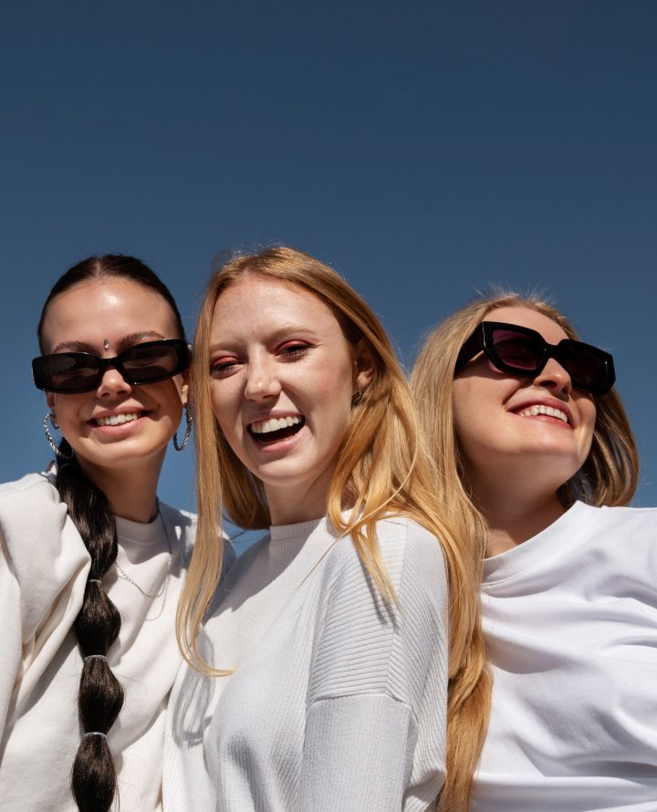 Friends with sunglasses